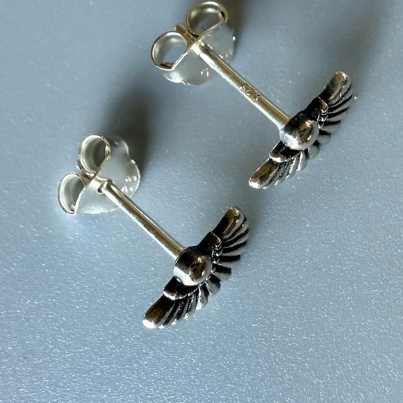 Sterling Silver Fan Stud Earrings - Picture 7 of 9